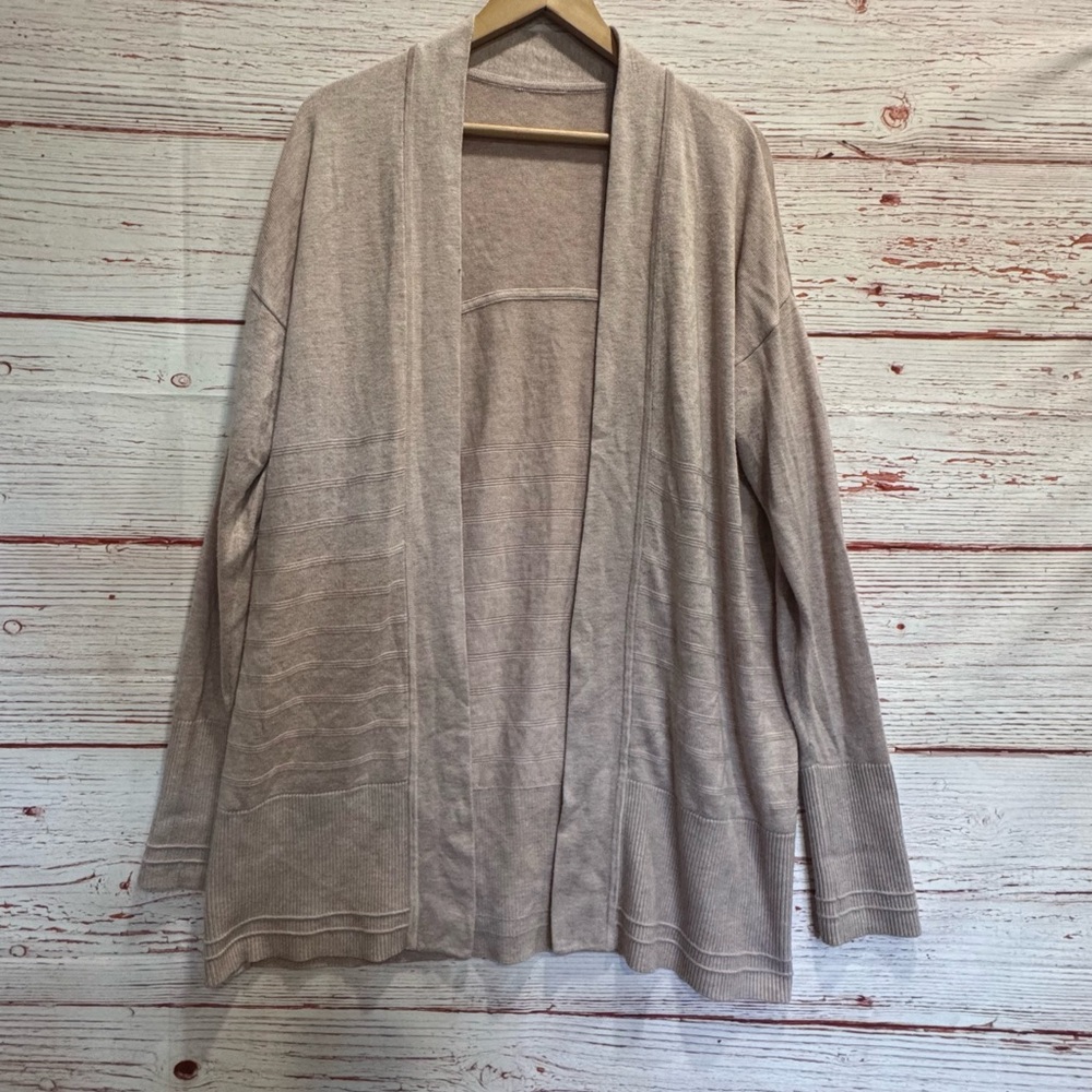 Lululemon Graceful Embrace Wrap in Heathered Pink Bliss Sz 10 - Picture 4 of 9